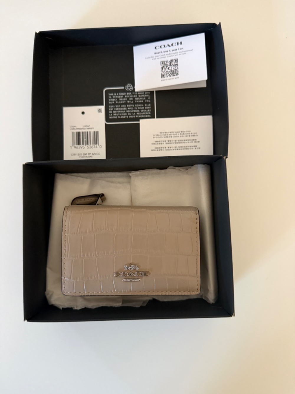 Coach wallet - Picture 2 of 6